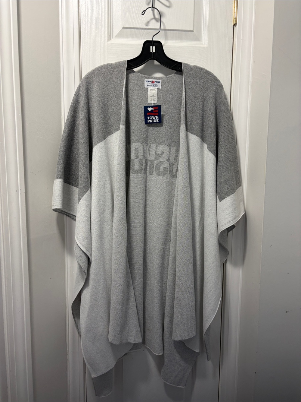 Two-Tone Gray Open-Front Knit Wrap